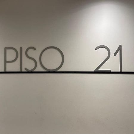 NUEVA Suite-Piso 21 Vista La Carolina @ONE Quito Esterno foto